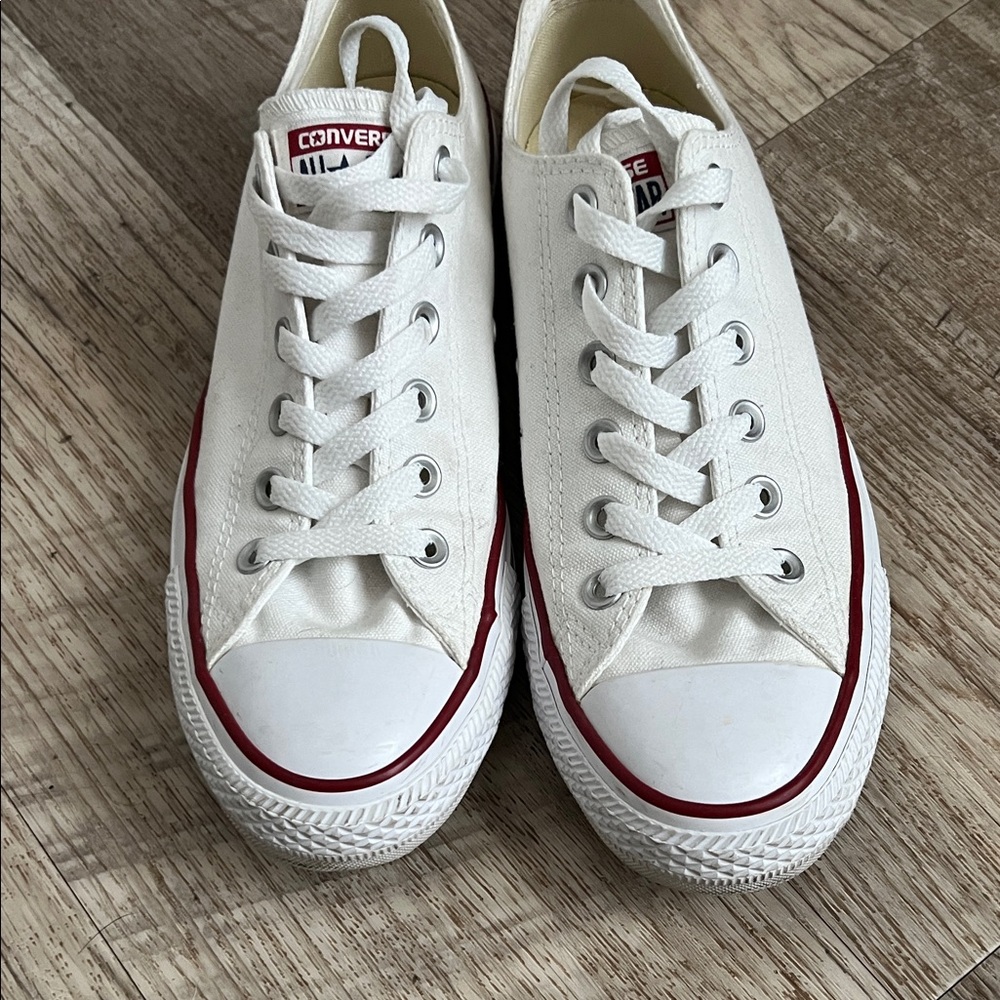 Converse - Picture 2 of 4